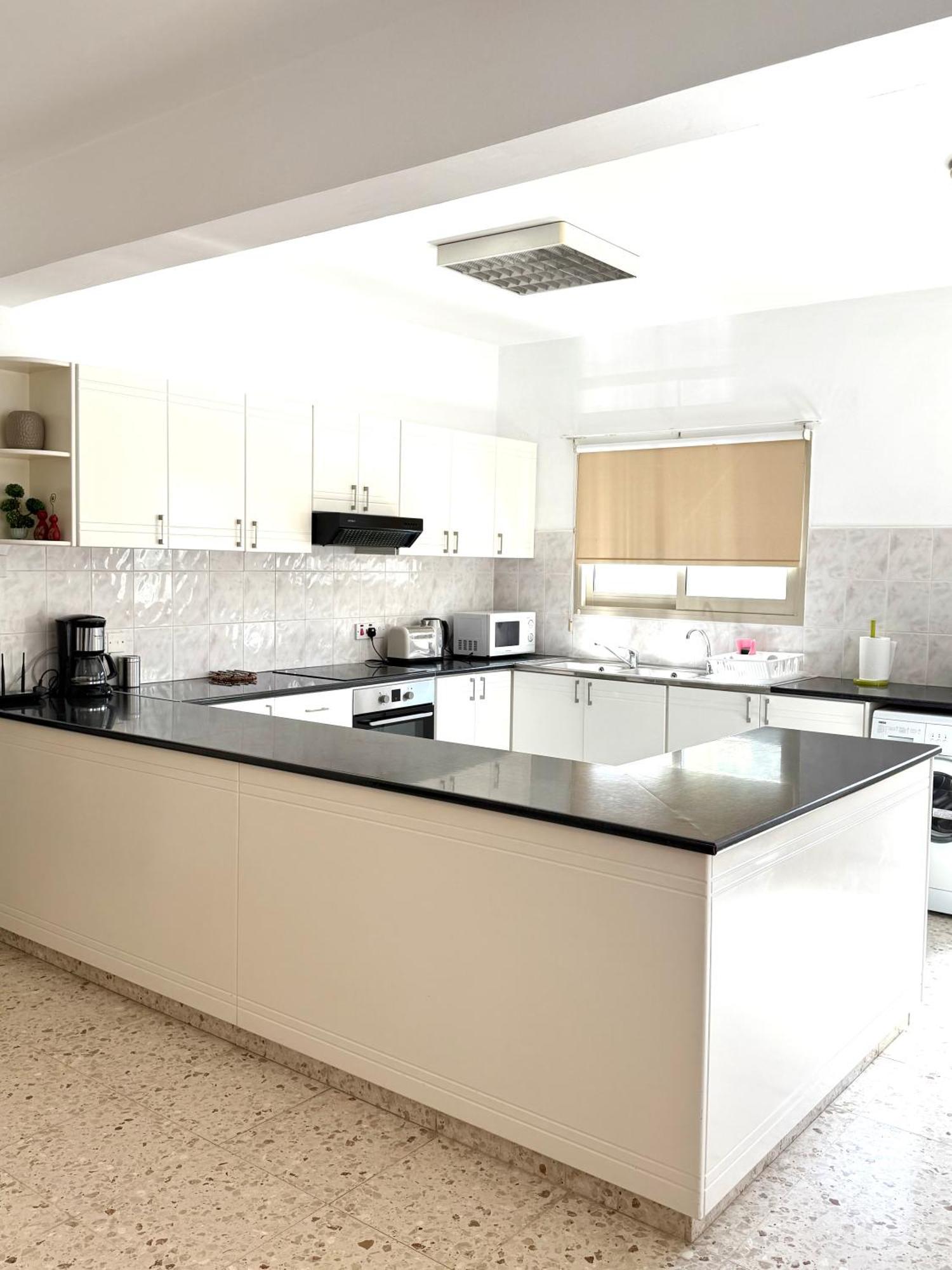 Himonas Apartments Pissouri Exterior foto