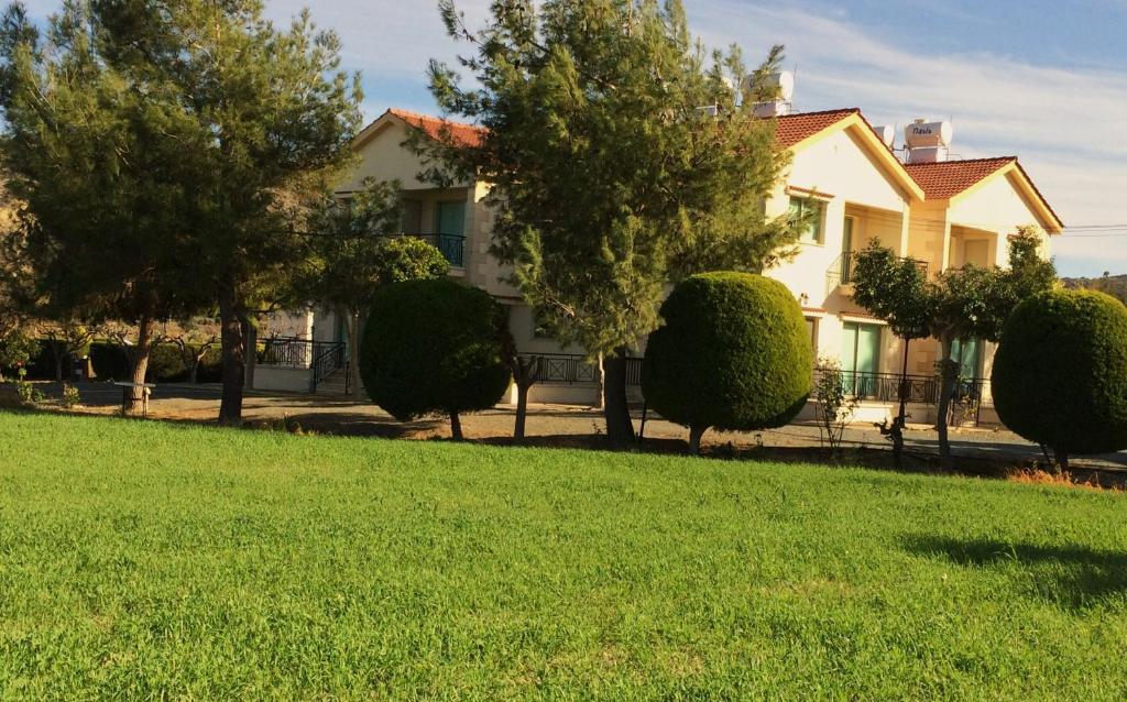 Himonas Apartments Pissouri Exterior foto
