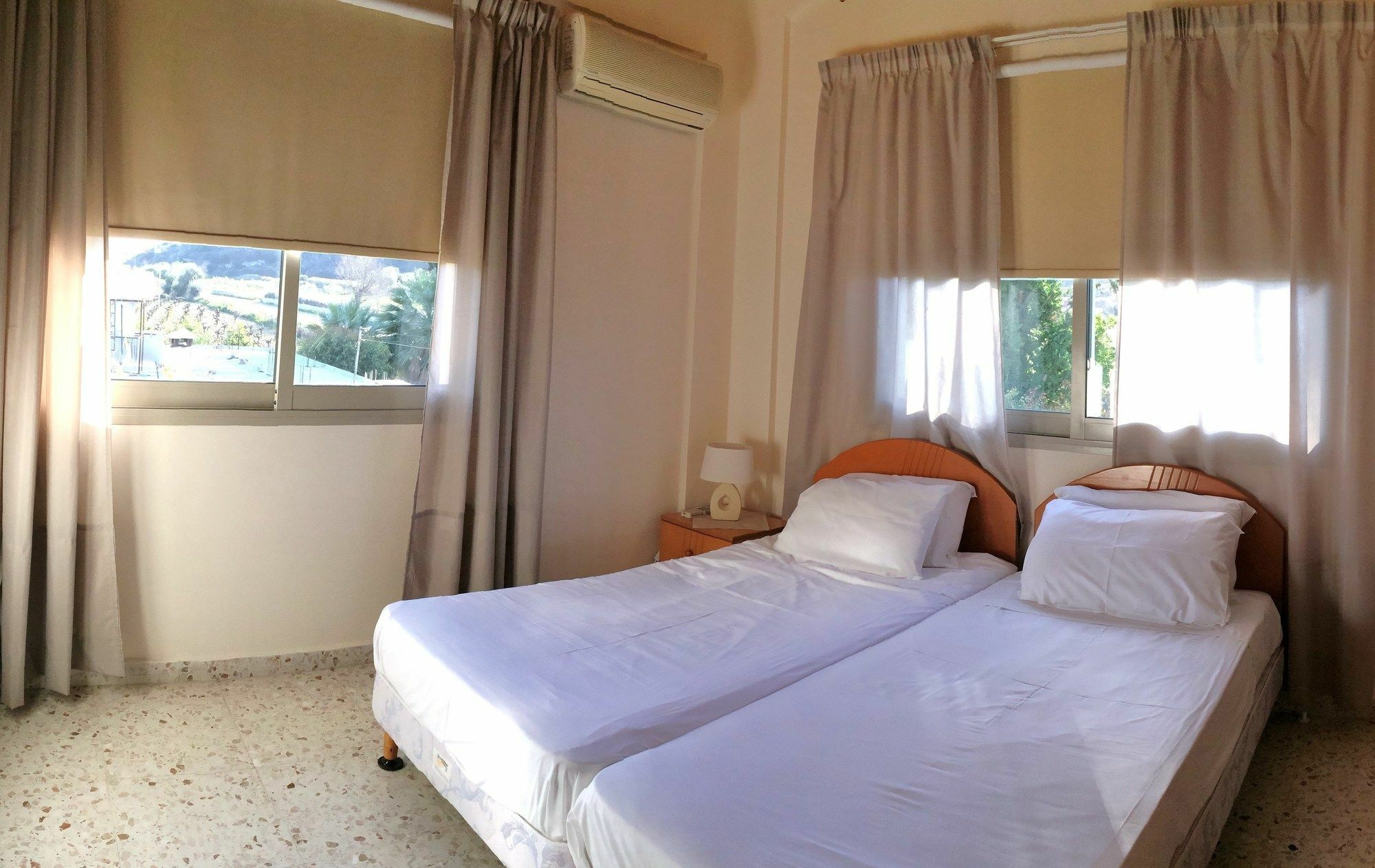 Himonas Apartments Pissouri Exterior foto