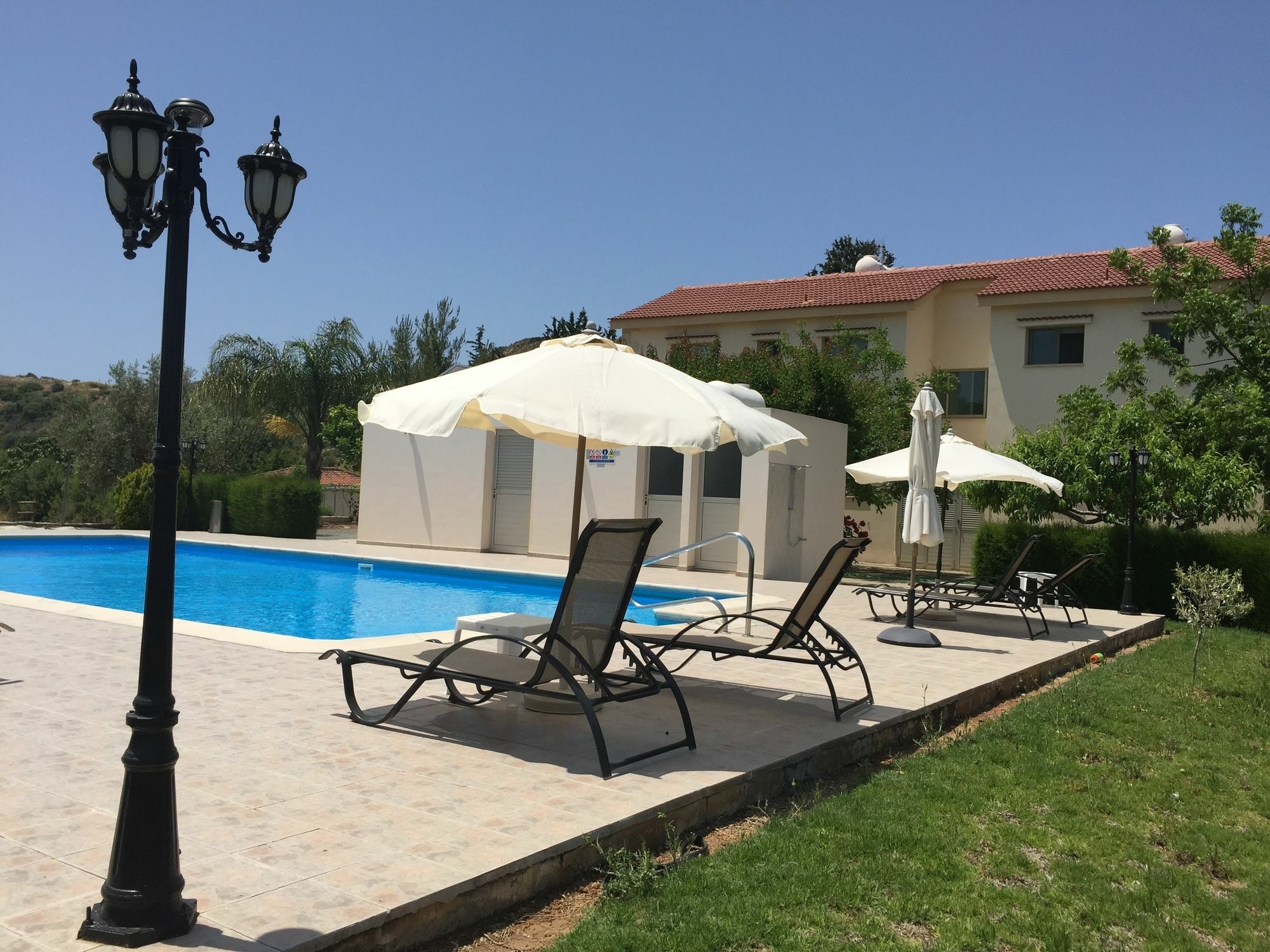Himonas Apartments Pissouri Exterior foto