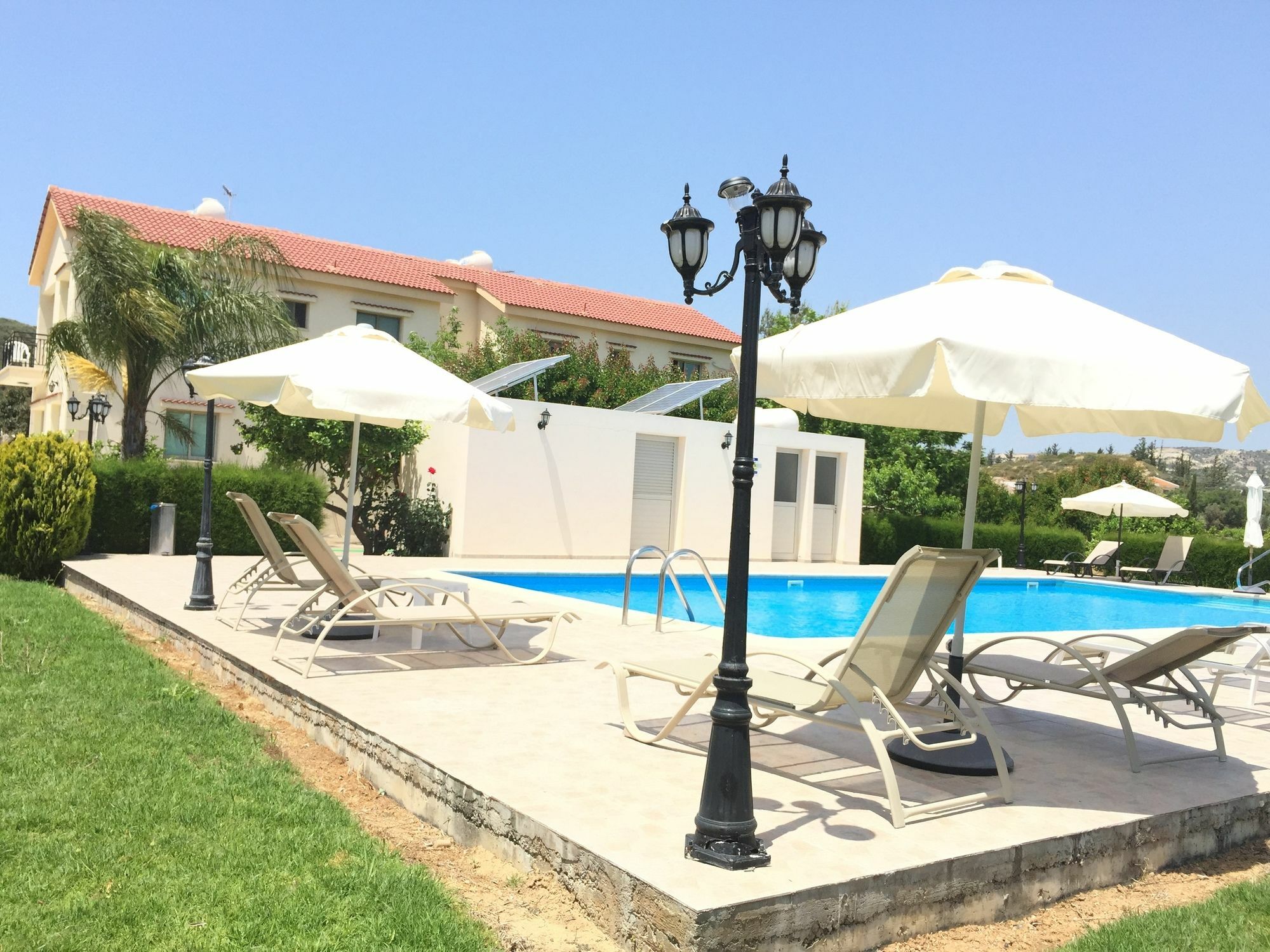 Himonas Apartments Pissouri Exterior foto