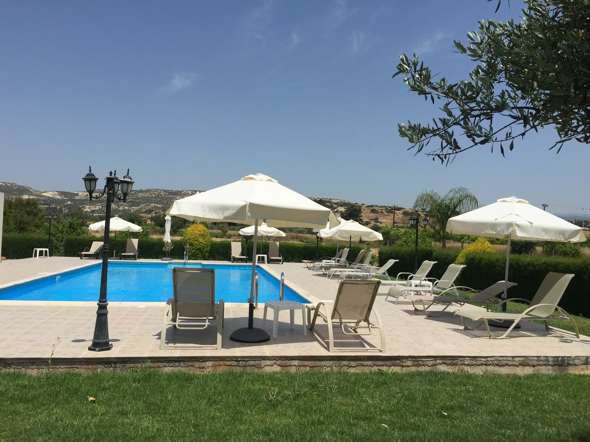 Himonas Apartments Pissouri Exterior foto