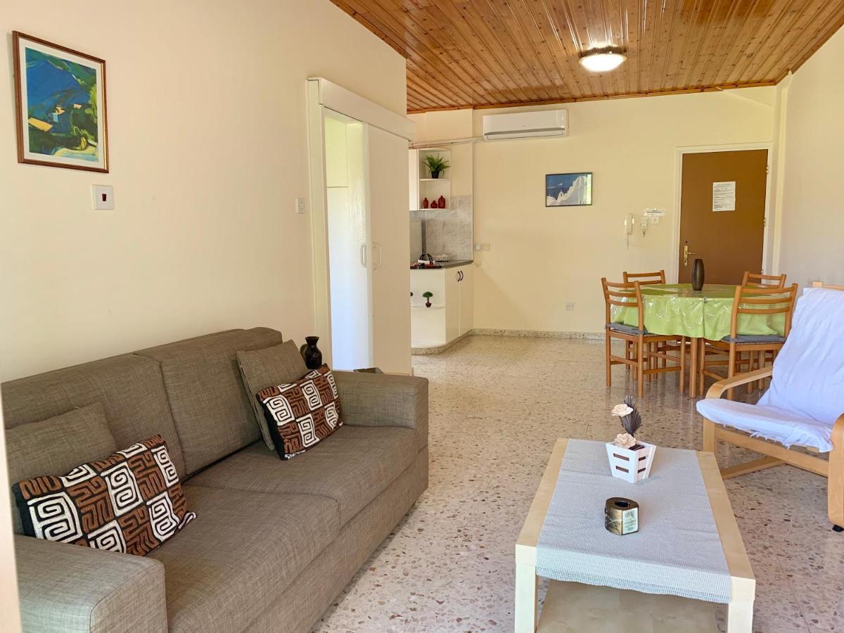 Himonas Apartments Pissouri Exterior foto